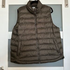 32 Degrees-Women’s Vest-Army Green-Size XXL